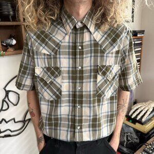 Vintage 90s Plaid Pearl Snap Western Short Sleeve Work Shirt ~ Size Medium
